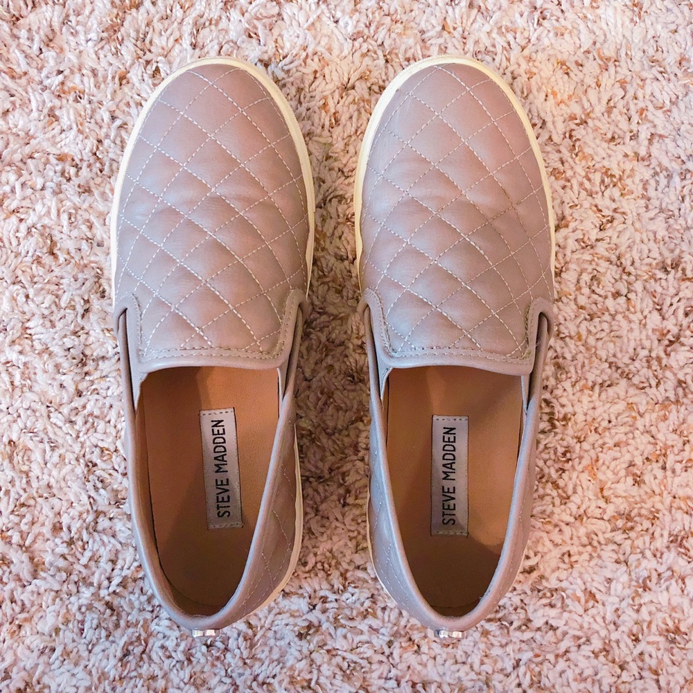 Steve Madden Ecntriq Slip-On